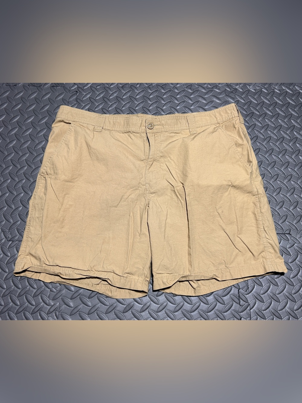 Columbia Men's Khaki Flat Front Shorts